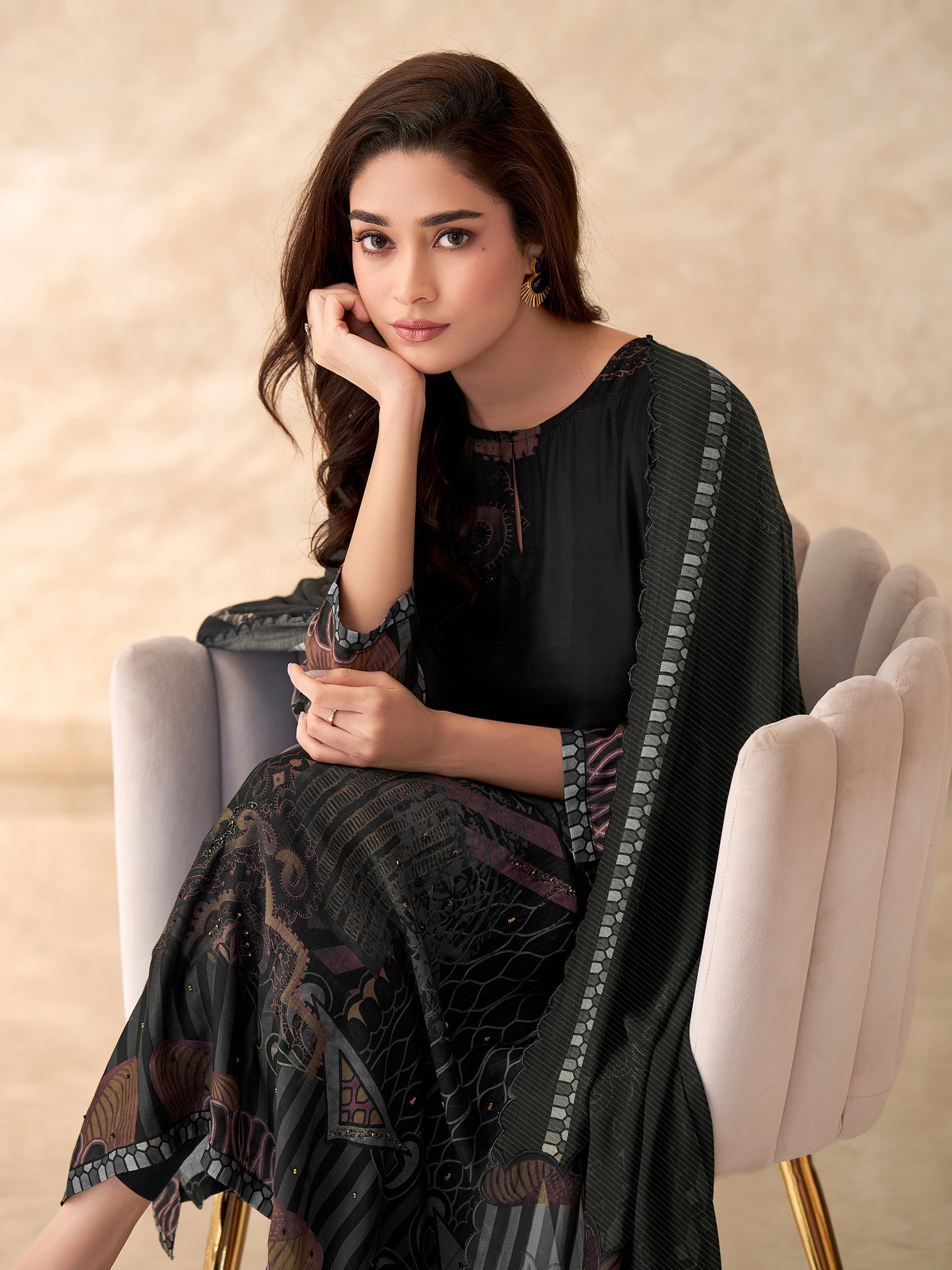 Chand Raat Elegance Pure Muslin Silk Kurta Set With Dupatta