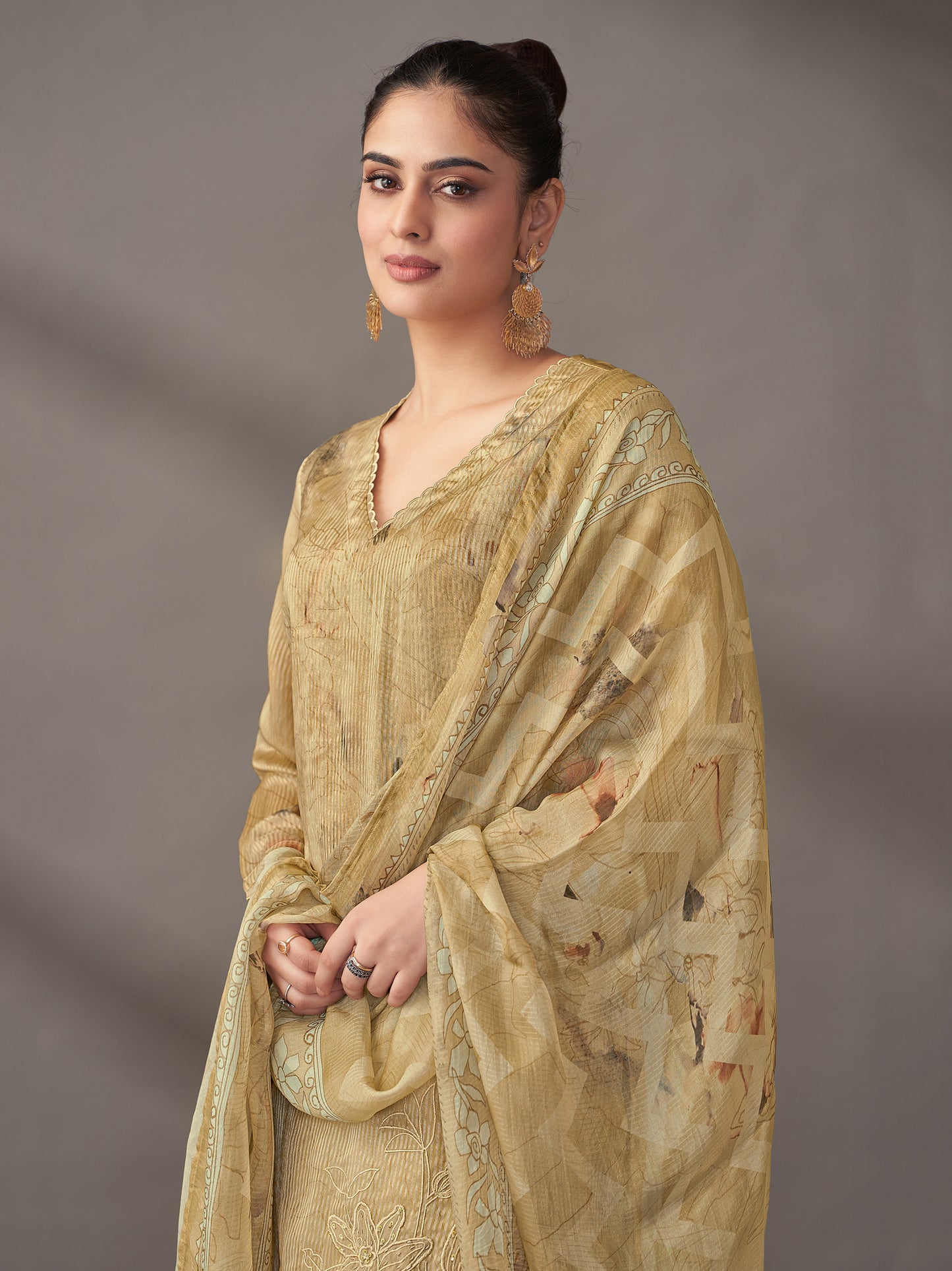Riva Majestic Pure Silk Jari Kurta Set with Dupatta