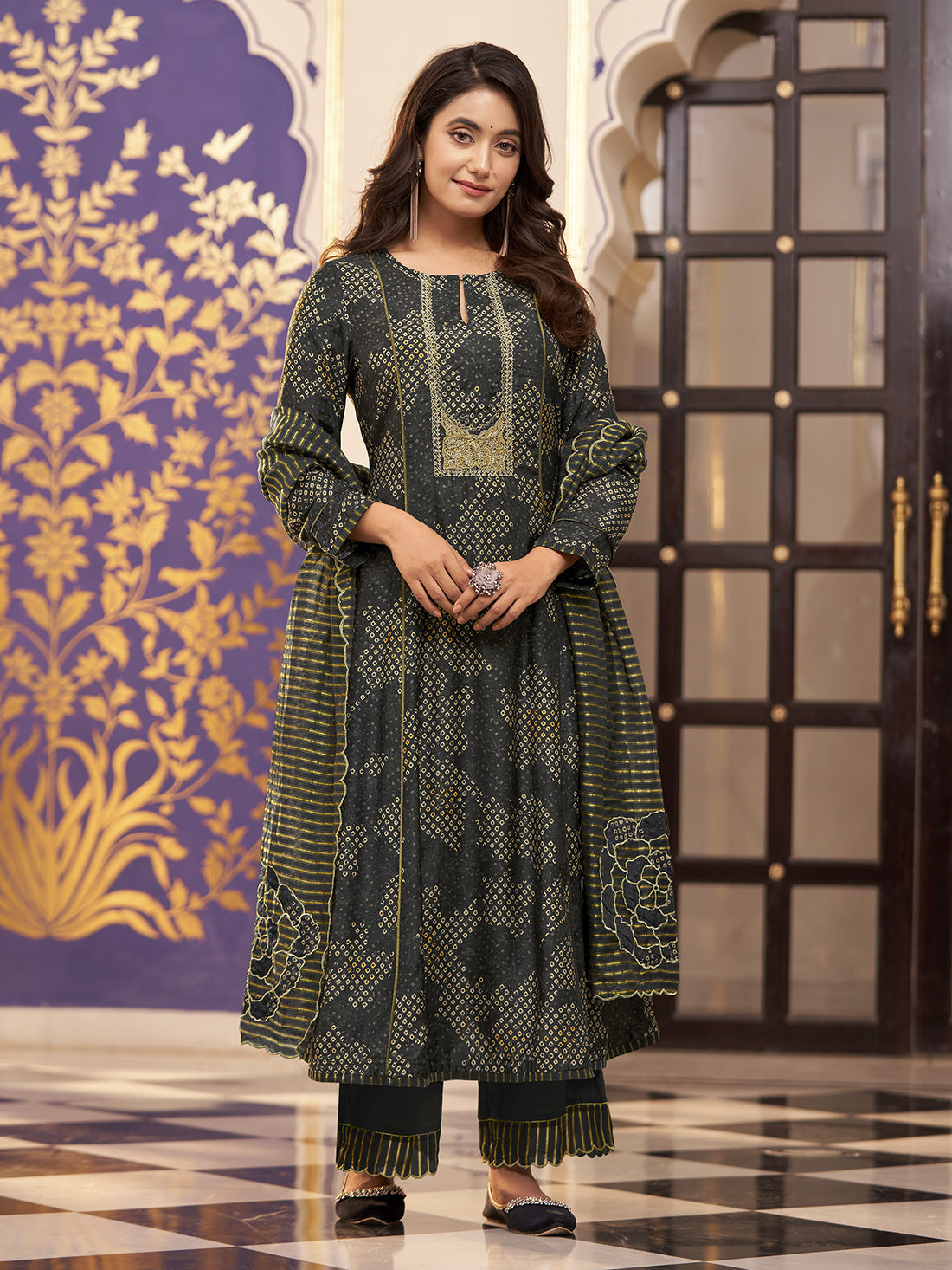 MEGHA Black Muslin Suit Set With Handwork Threadle With Embroidery Work
