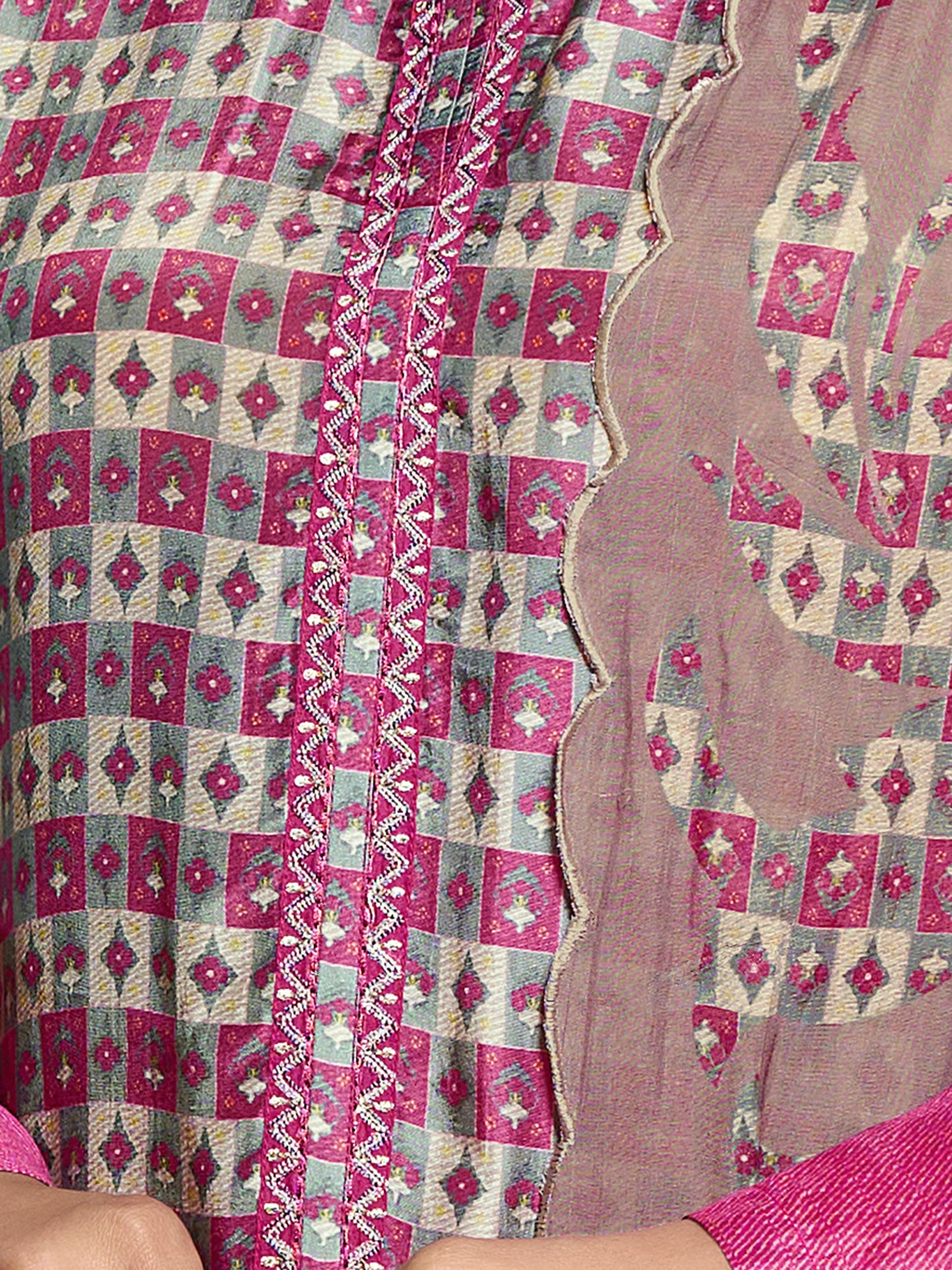 JANVI Soft Pink Pure Muslin Suit Set with Delicate Embroidery