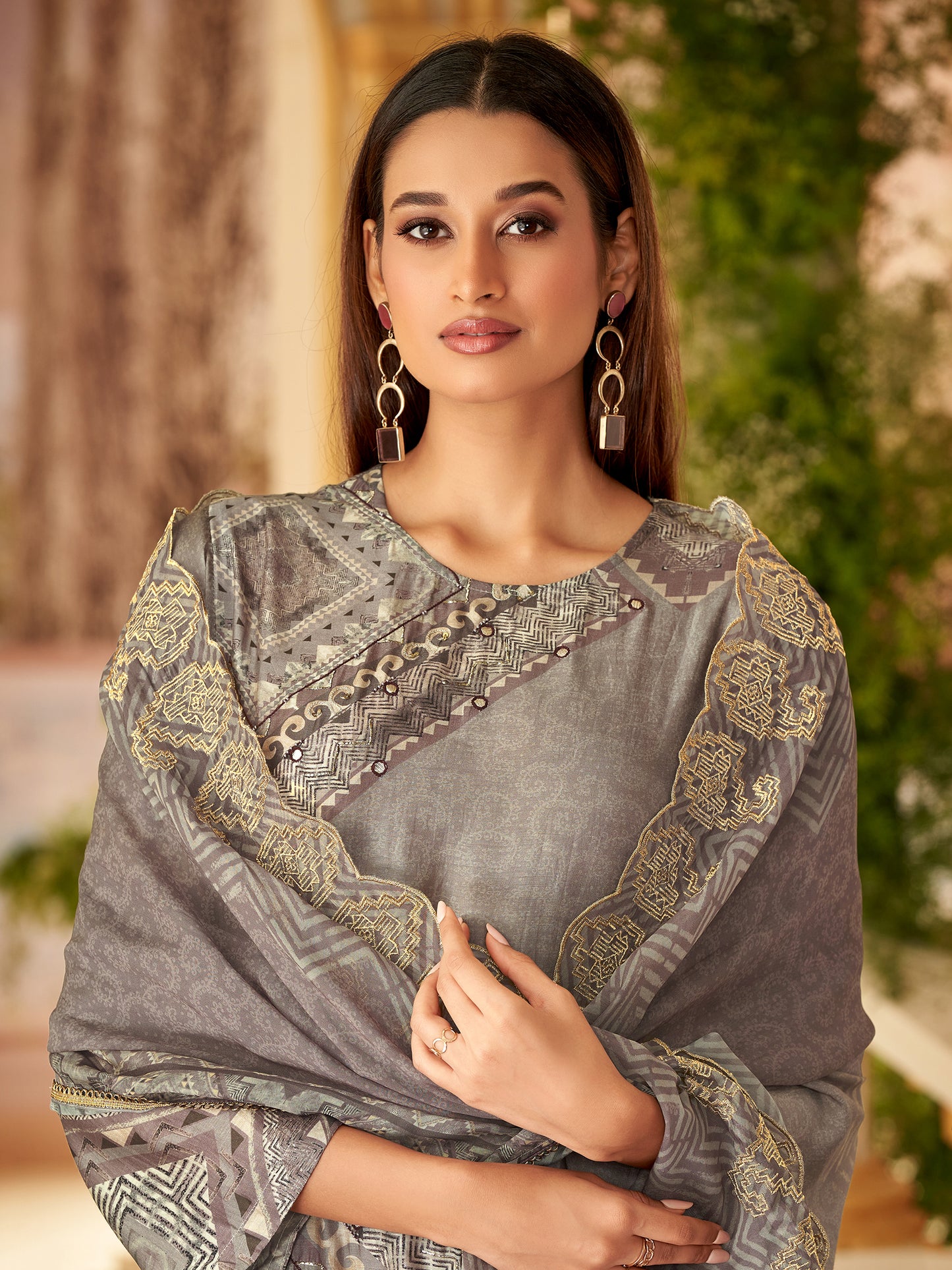 Elegant Rakhi Grey Muslin Suit Set with Stunning Handcrafted Embellishments
