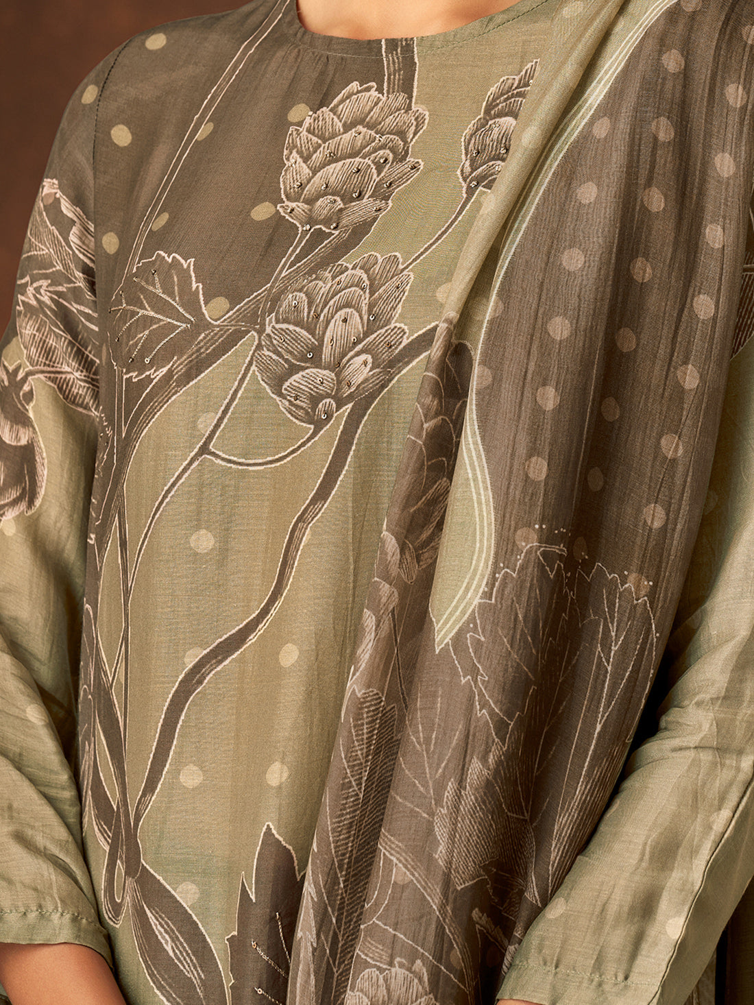 PAVITRA Mehendi - Muslin Suit Set With Handwork & Embroidery Patched Work