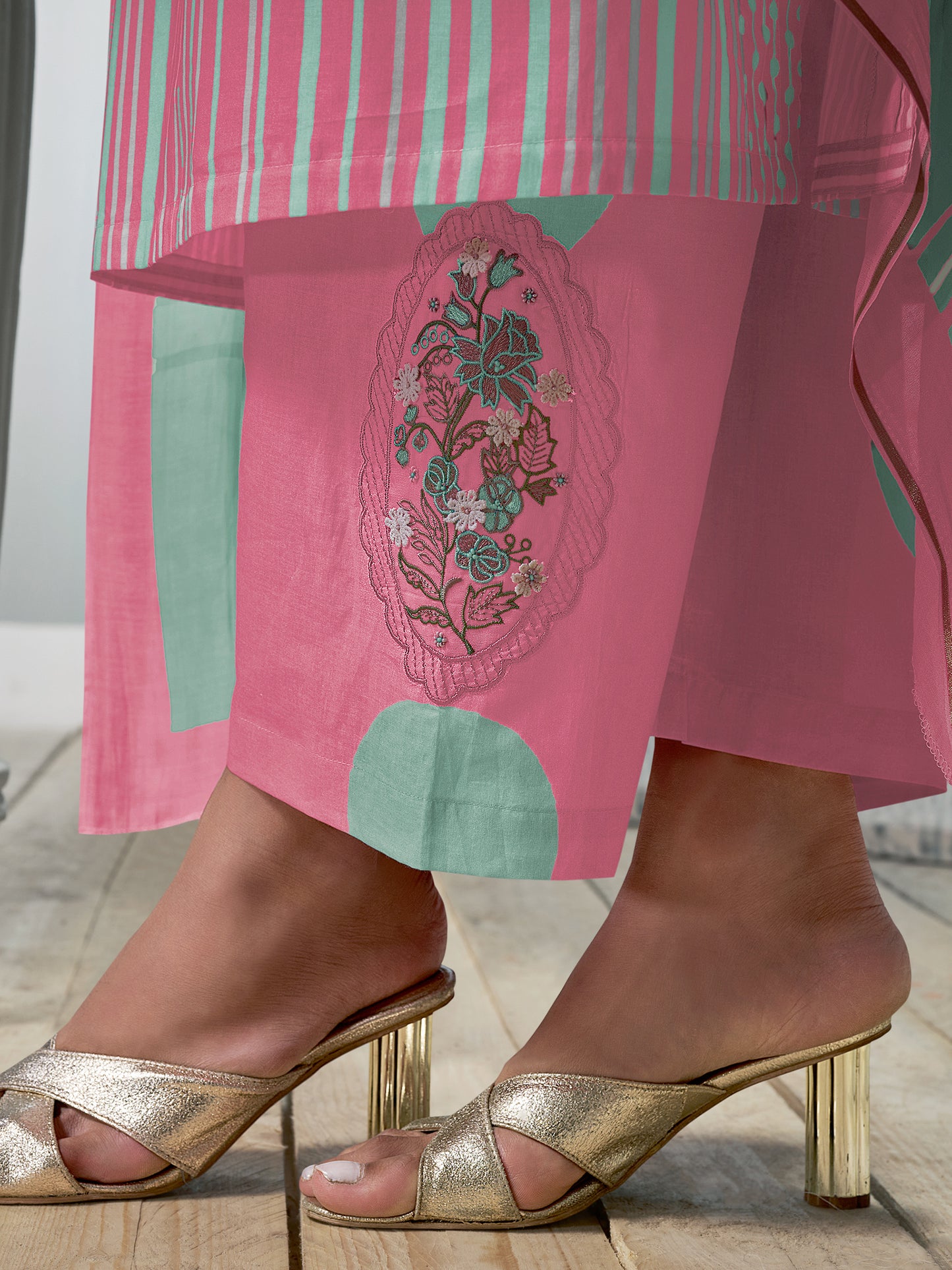 CHEVRON PINK Timeless Cotton Suit Set with Elegant Handwork & Embroidery