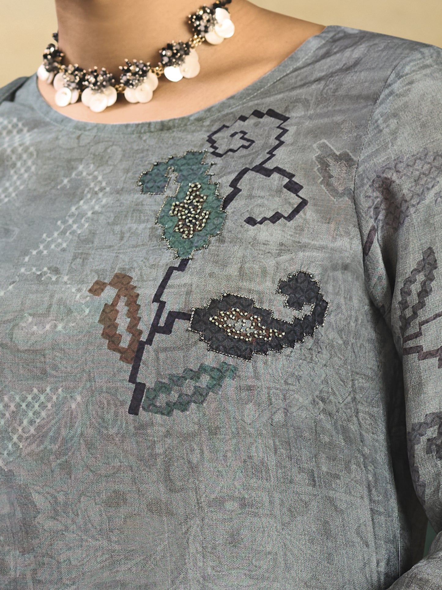 ANSHIKA GREY Muslin Unstitched Set With Fancy Handwork