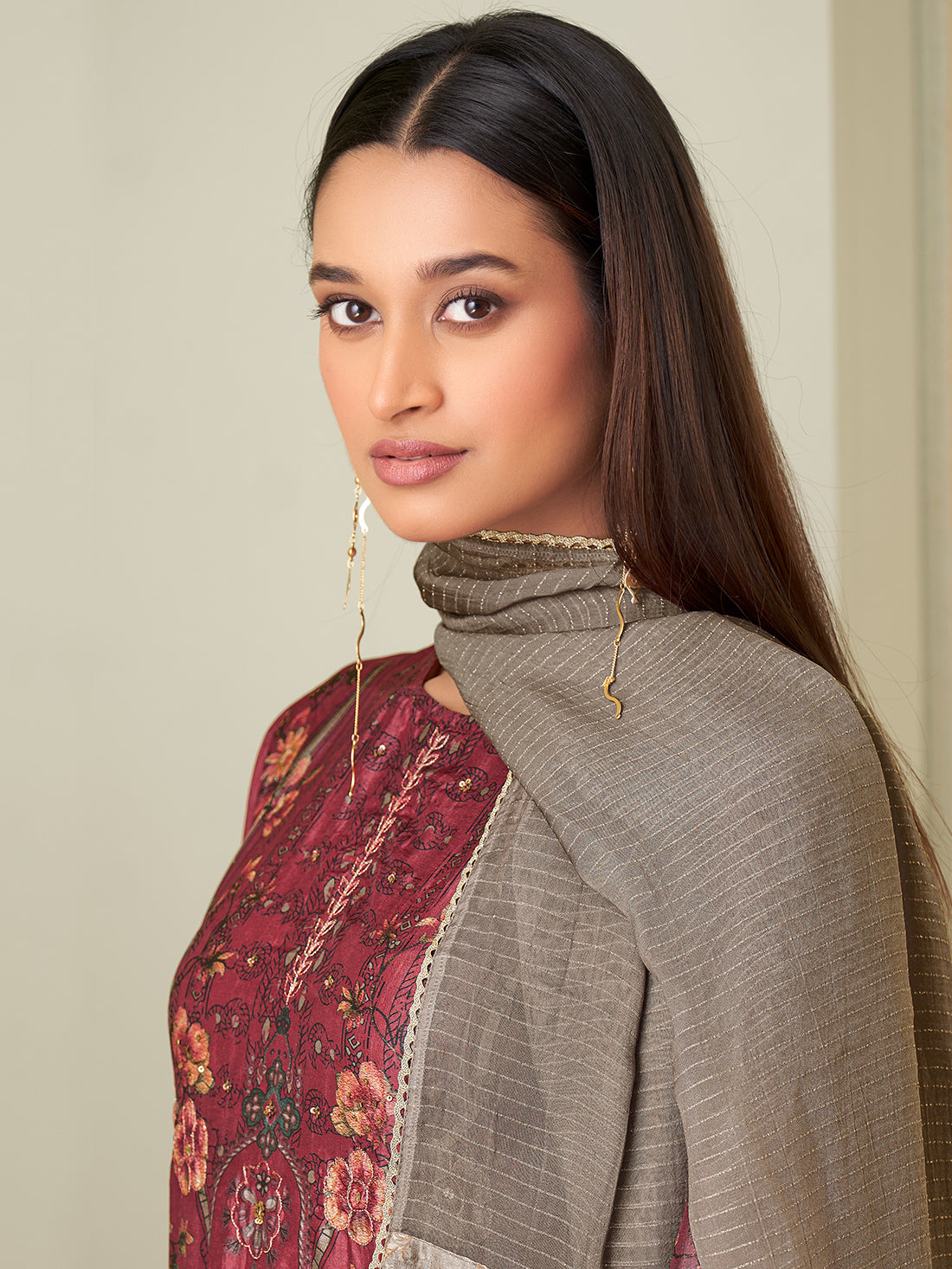BRINDA Maron - Russian Suit Set With Attractive Handwork