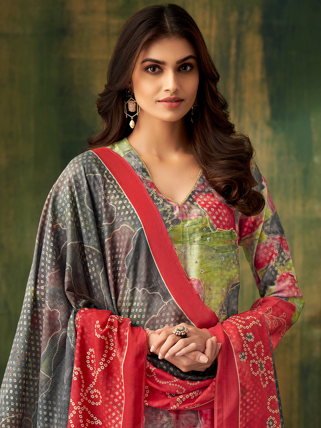TYOHAR RED Chanderi Suit Set With Handwork Threadle With Fancy Lace