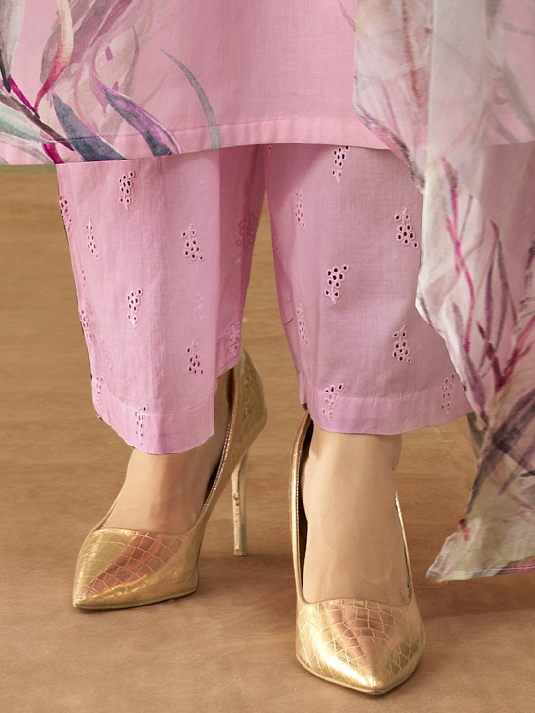 QAHIRA Pink Pure Cotton Lawn Suit Set With Handwork