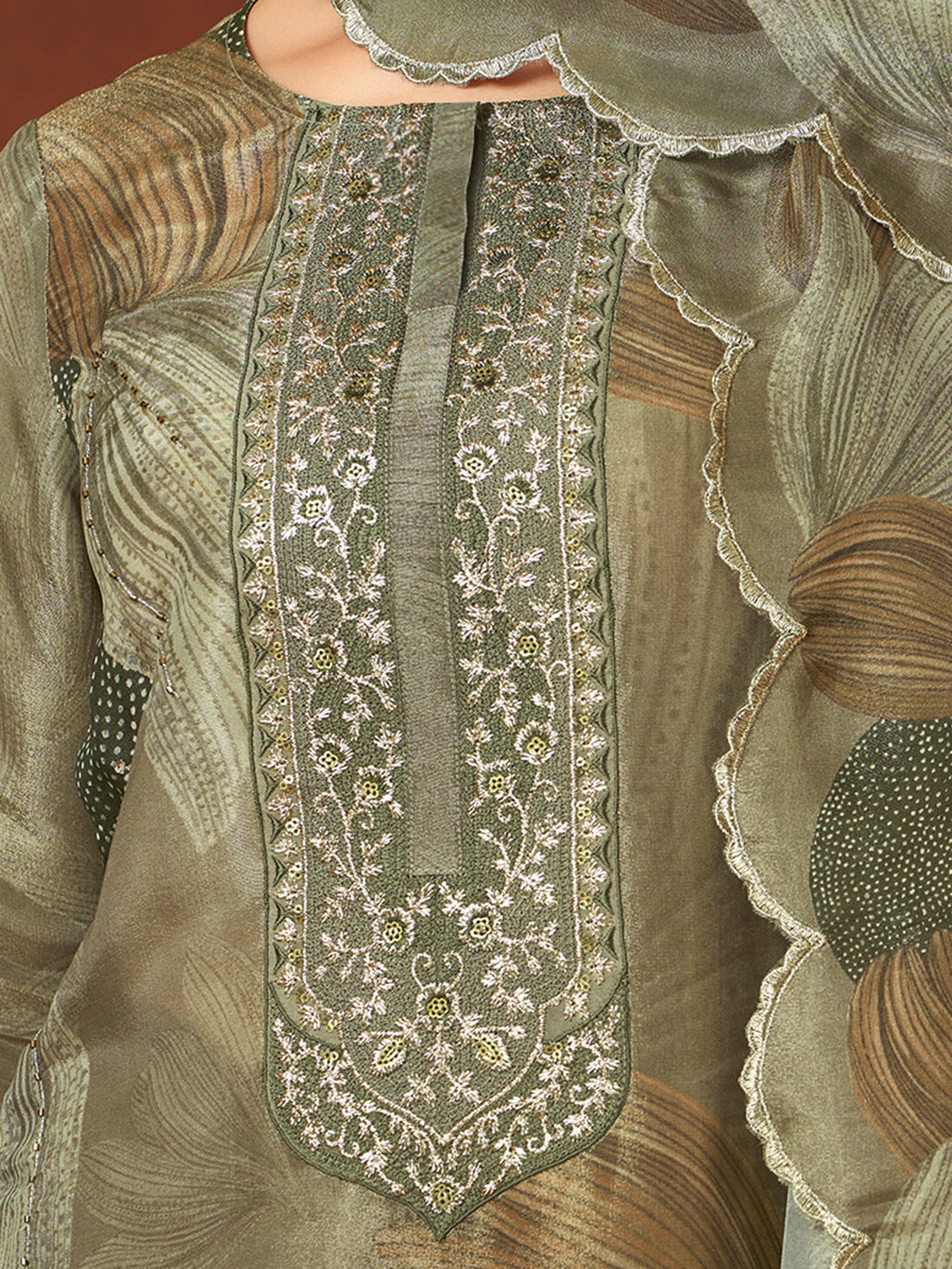 KASHVI Mehendi - Simmer Suit Set With Handwork & Embroidery