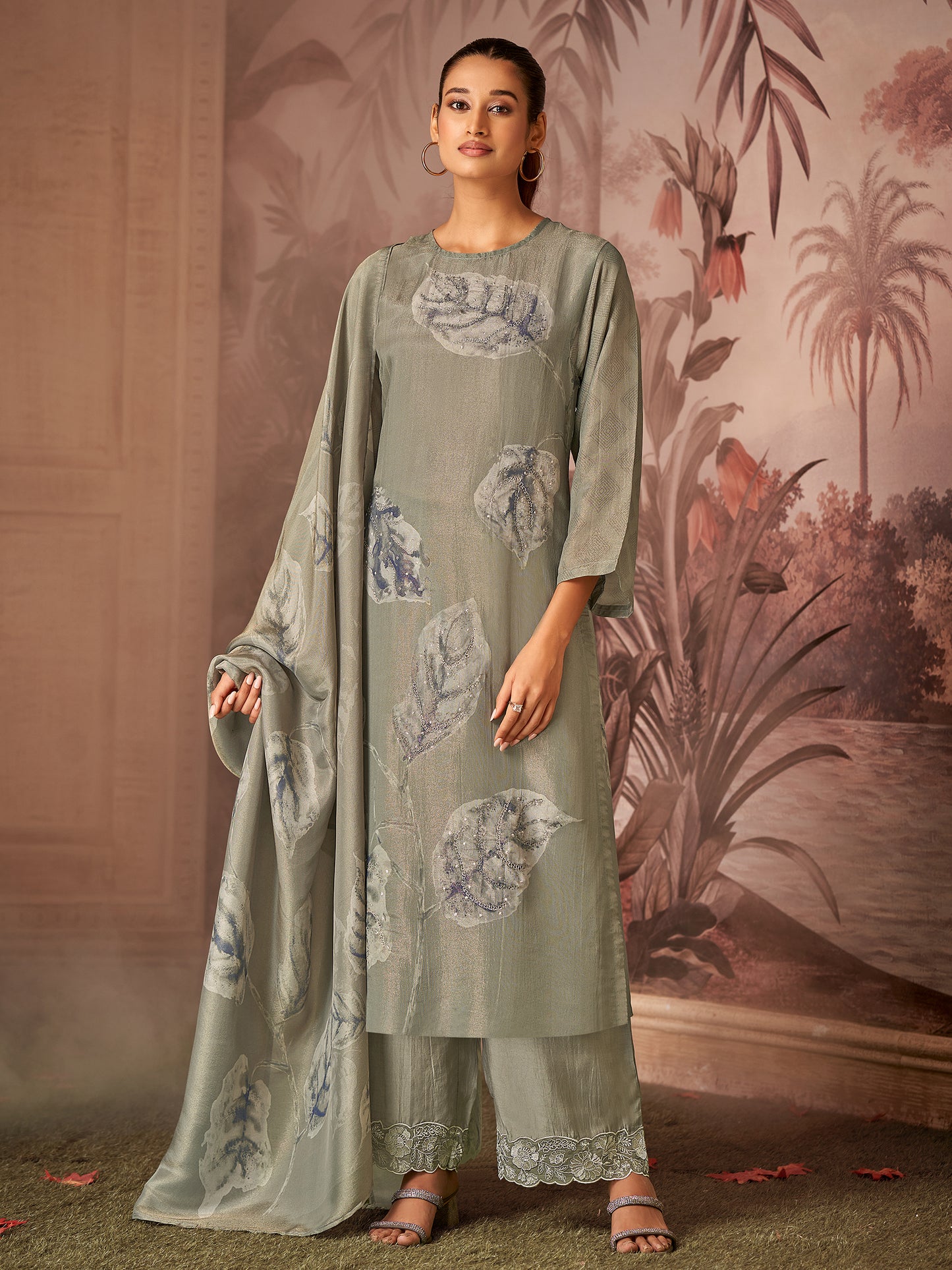 RASHAM Elegant Green Pure Simmer Jaquard Suit Set With Exquisite Handwork & Embroidery