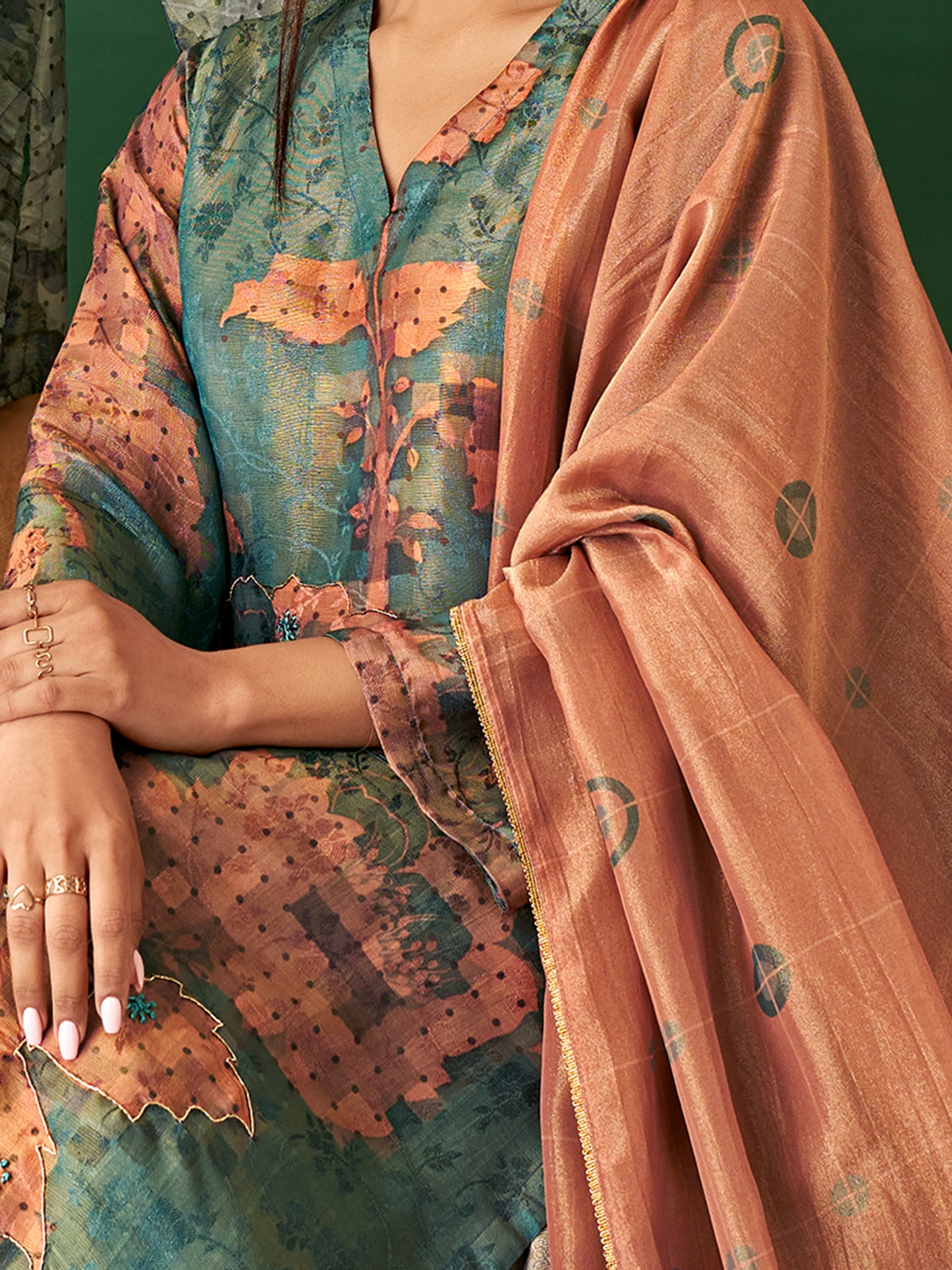 NIYATI Sophisticated Rama Green Pure Shimmer Jaquard Suit Set with Exquisite Handwork