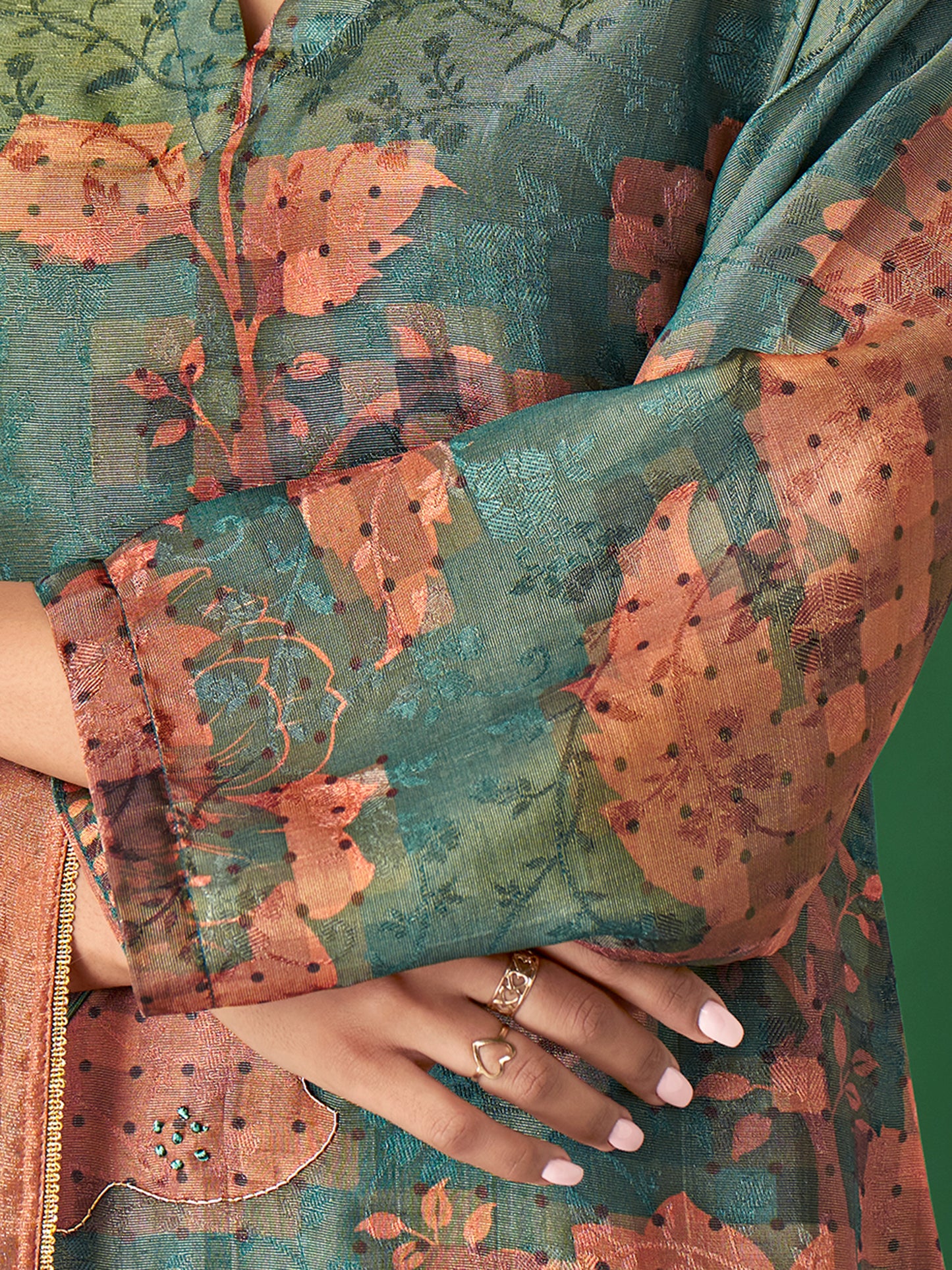 NIYATI Sophisticated Rama Green Pure Shimmer Jaquard Suit Set with Exquisite Handwork
