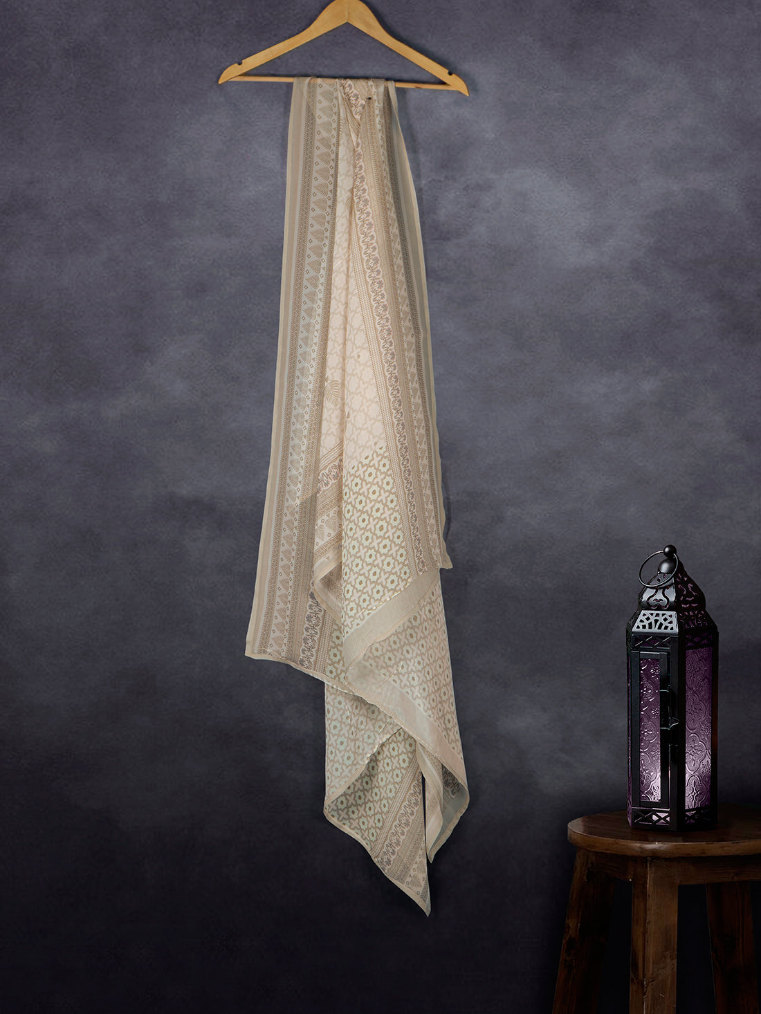 Luxe Organza Base Dupatta Chiku