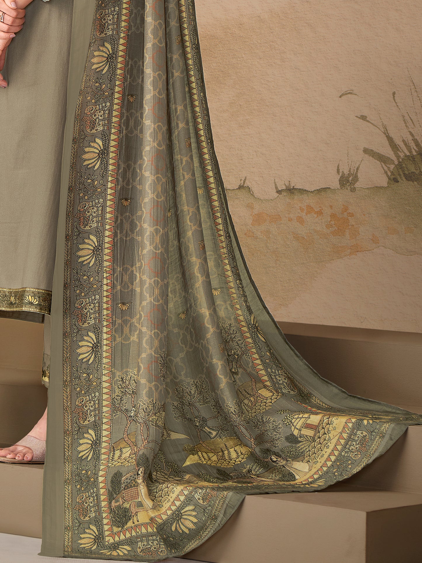 Kiyari Noore Pure Cosmos Satin Kurta Set with Dupatta