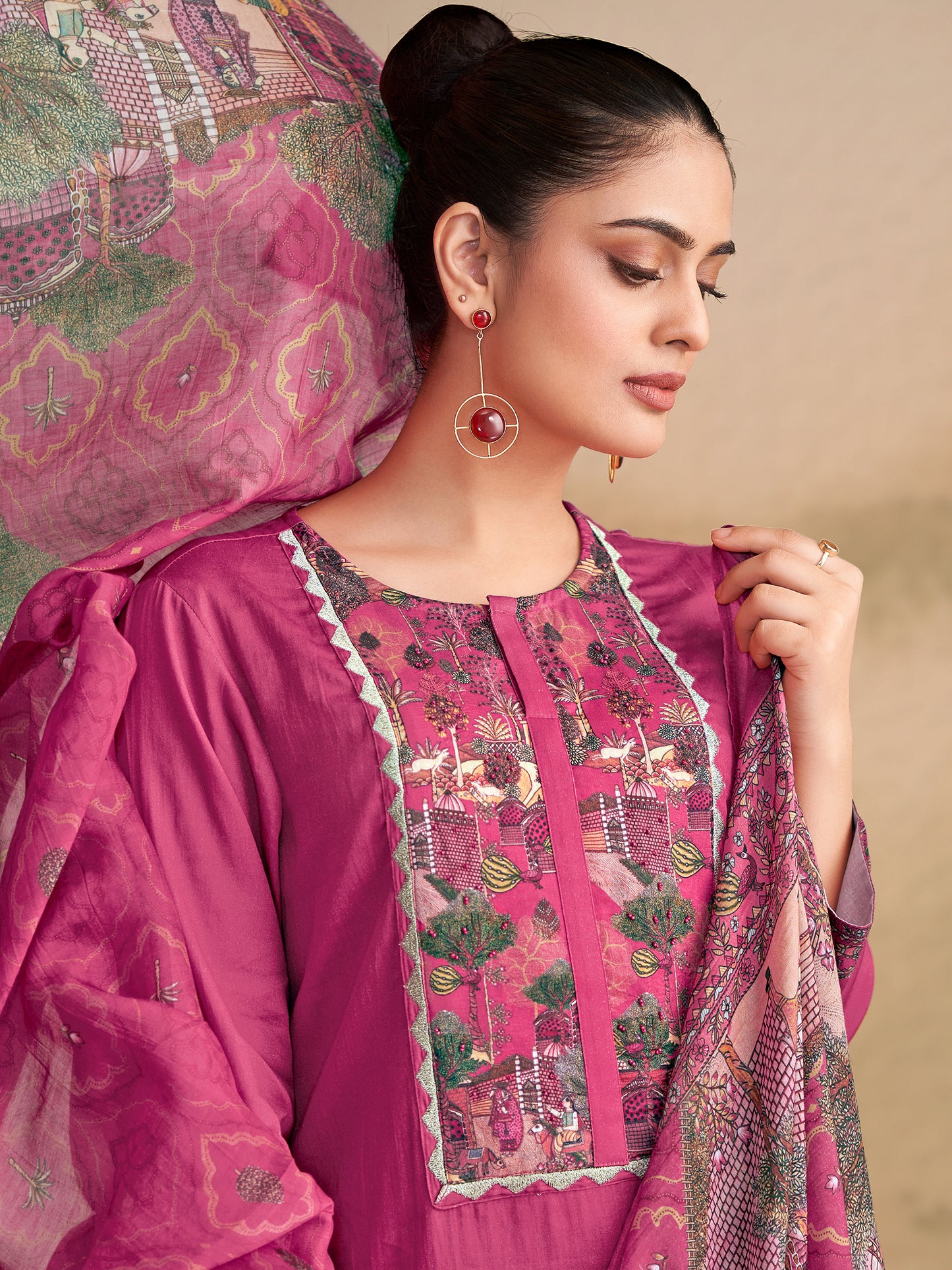 Kiyari Noore Pure Cosmos Satin Kurta Set with Dupatta