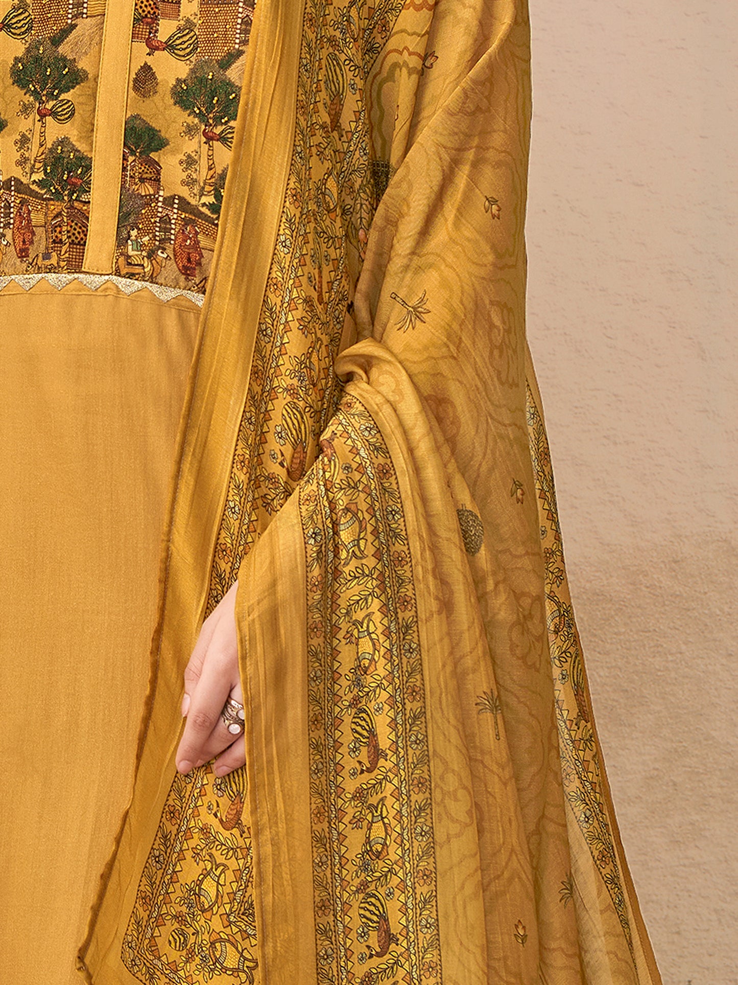 Kiyari Noore Pure Cosmos Satin Kurta Set with Dupatta