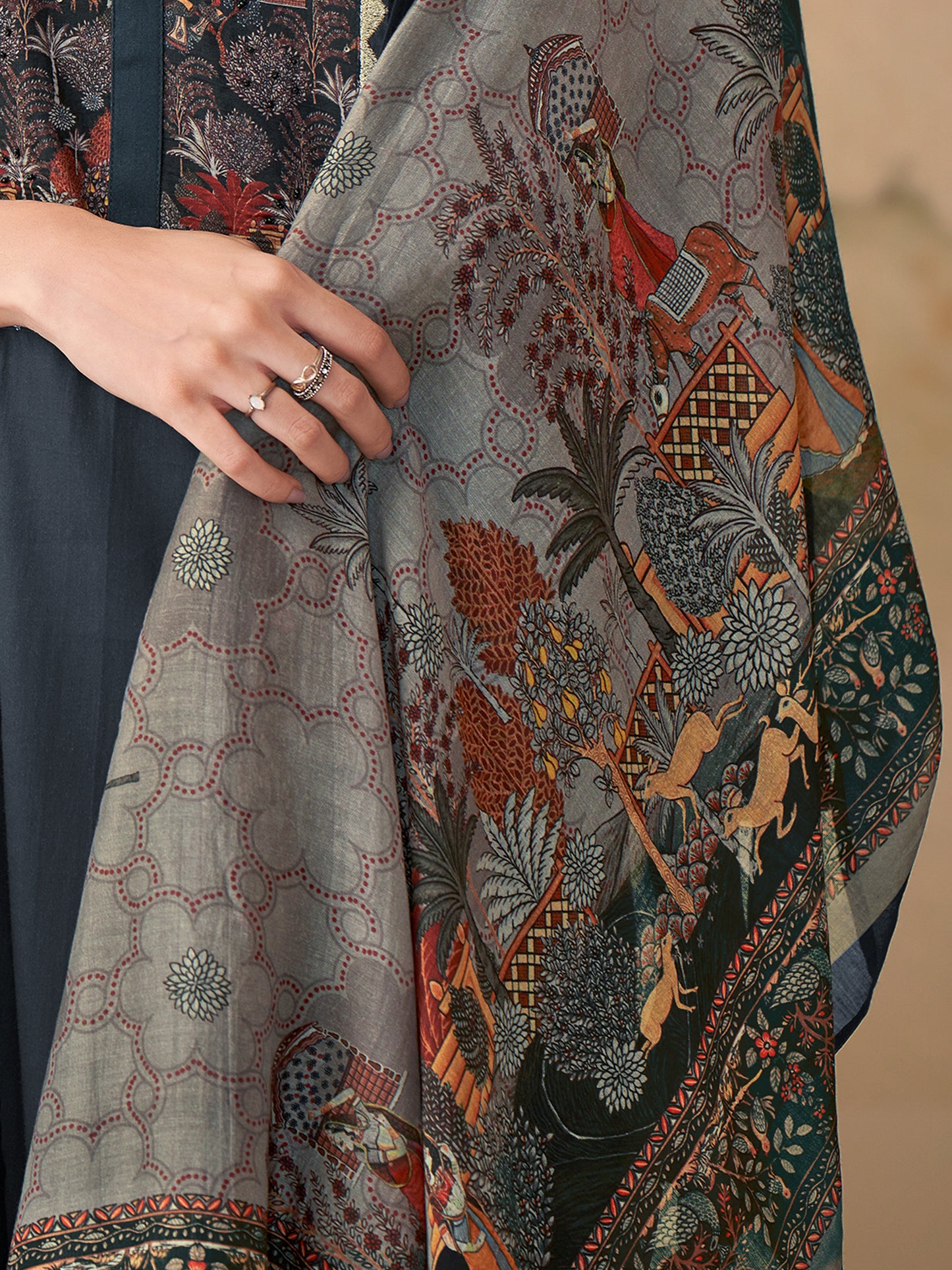 Kiyari Noore Pure Cosmos Satin Kurta Set with Dupatta