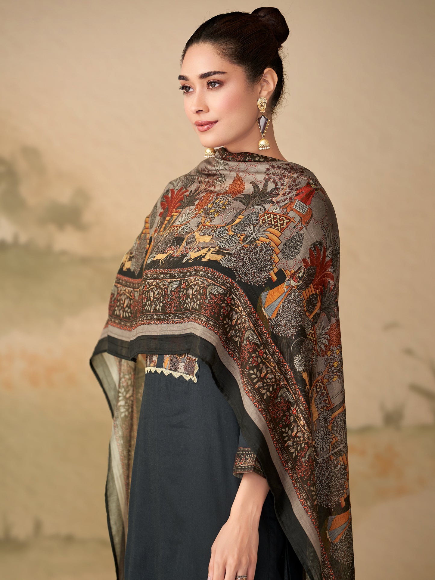 Kiyari Noore Pure Cosmos Satin Kurta Set with Dupatta