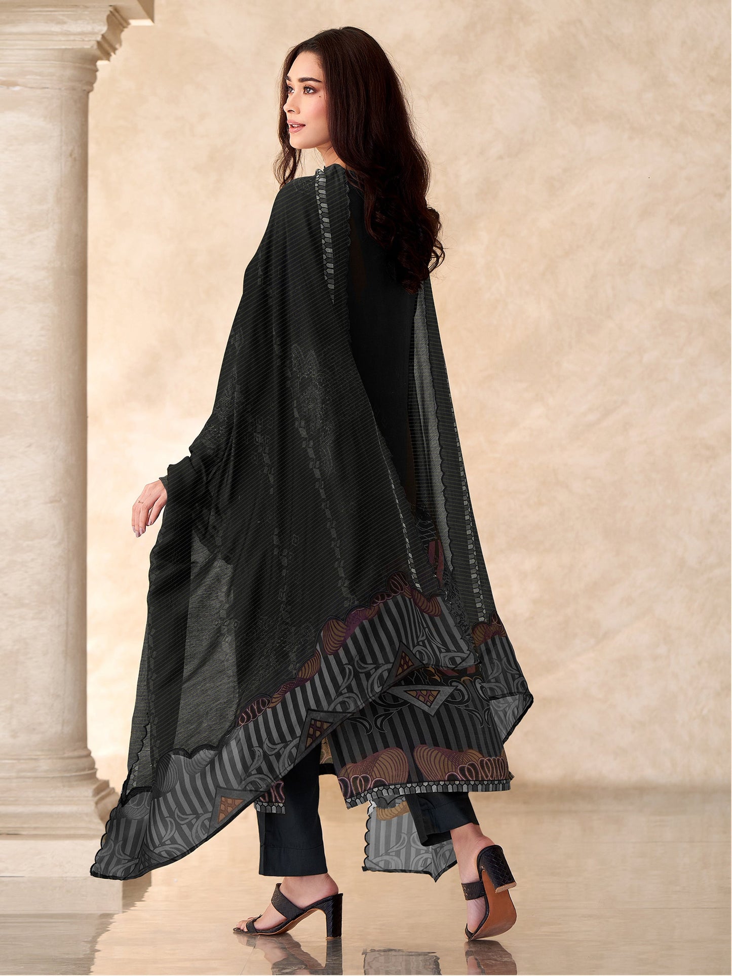 Chand Raat Charm Pure Muslin Silk Kurta Unstitched Set With Dupatta