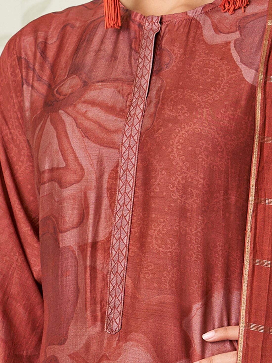 NAILA Maron - Muslin Suit Set With Fancy Handwork & Embroidery