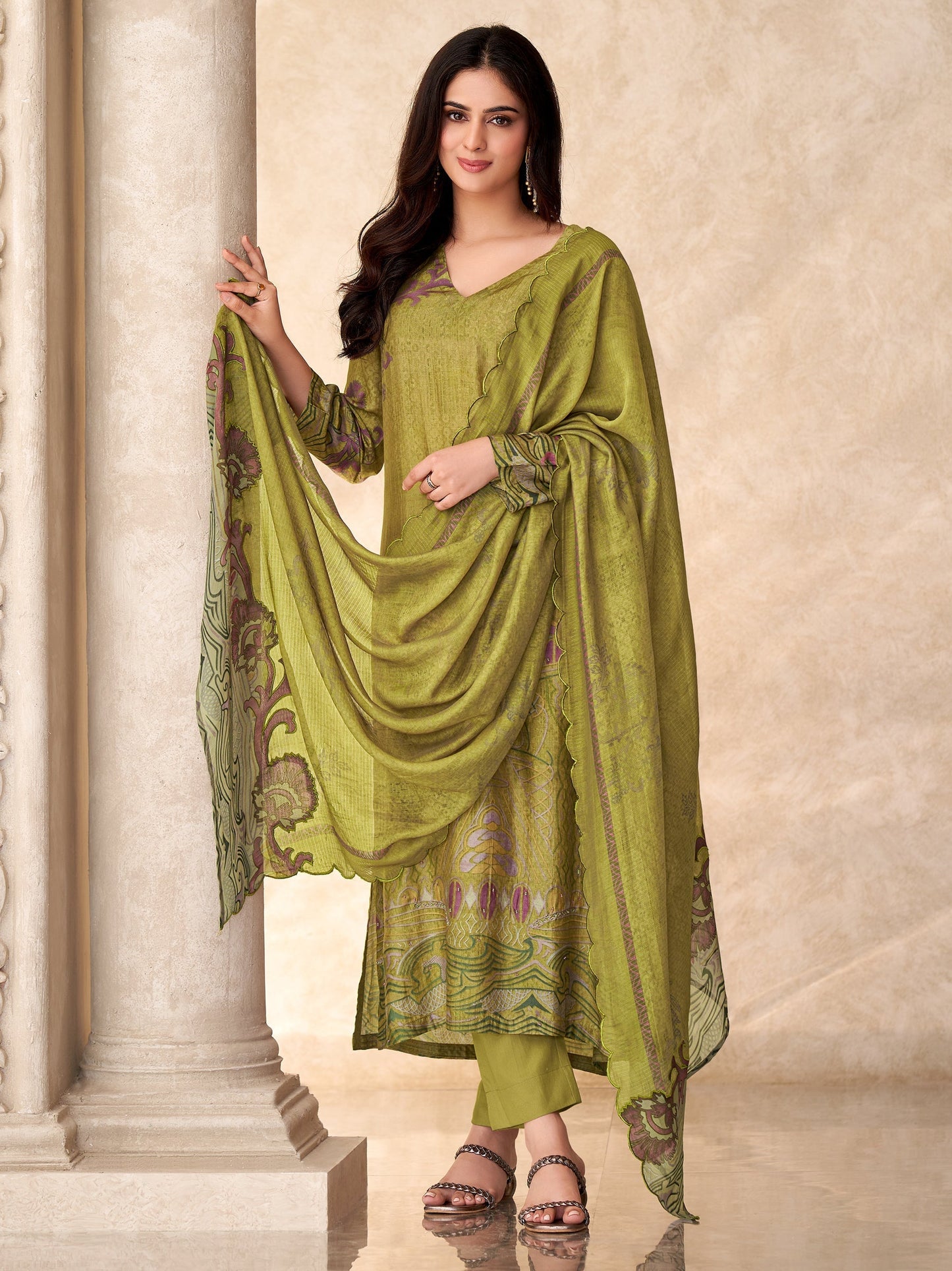 Chand Raat Classic Pure Muslin Silk Kurta Unstitched Set With Dupatta