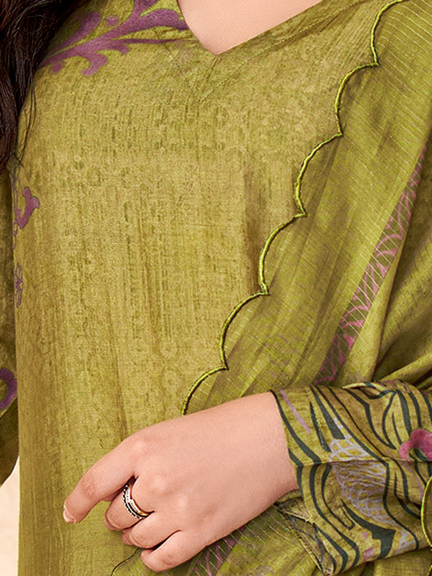 Chand Raat Royal Pure Muslin Silk Kurta Unstitched Set With Dupatta