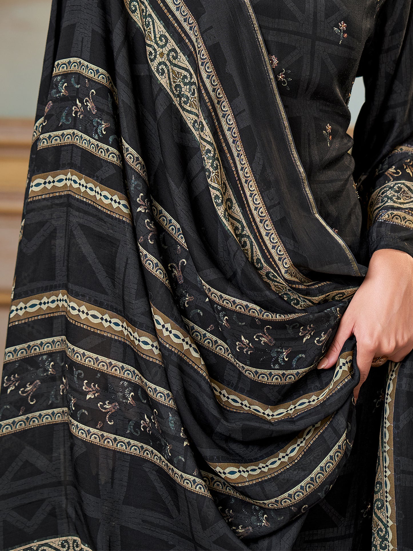 Saaj Elite Pure Muslin Silk Kurta Set with Dupatta